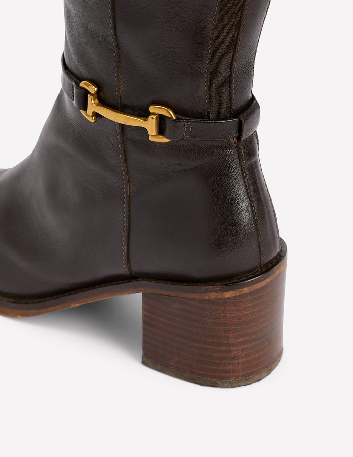 Iris Snaffle Heel Boot Chocolate
