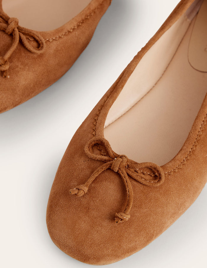 Kitty Flexi Sole Ballet Flats Ginger Snap Suede