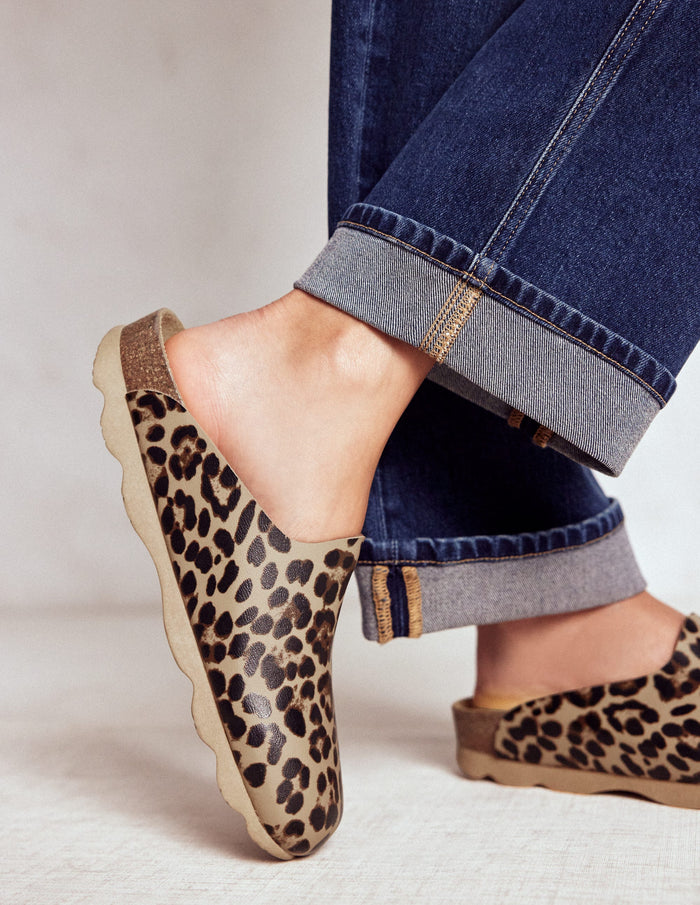 Lyla Colour Block Clogs Leopard