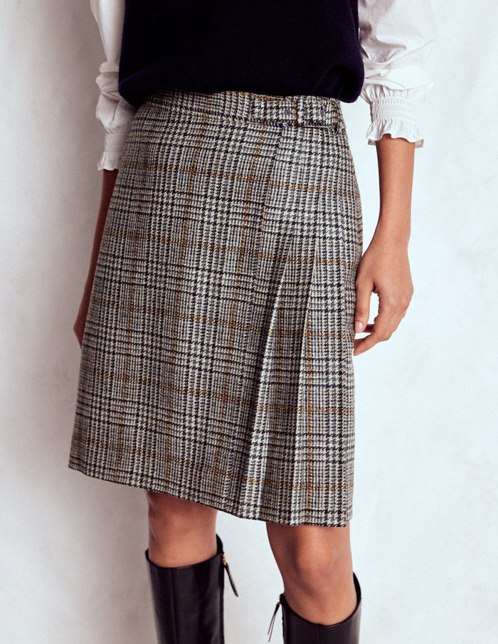 Helen Wool Kilt Skirt Blue, Grey Prince of Wales