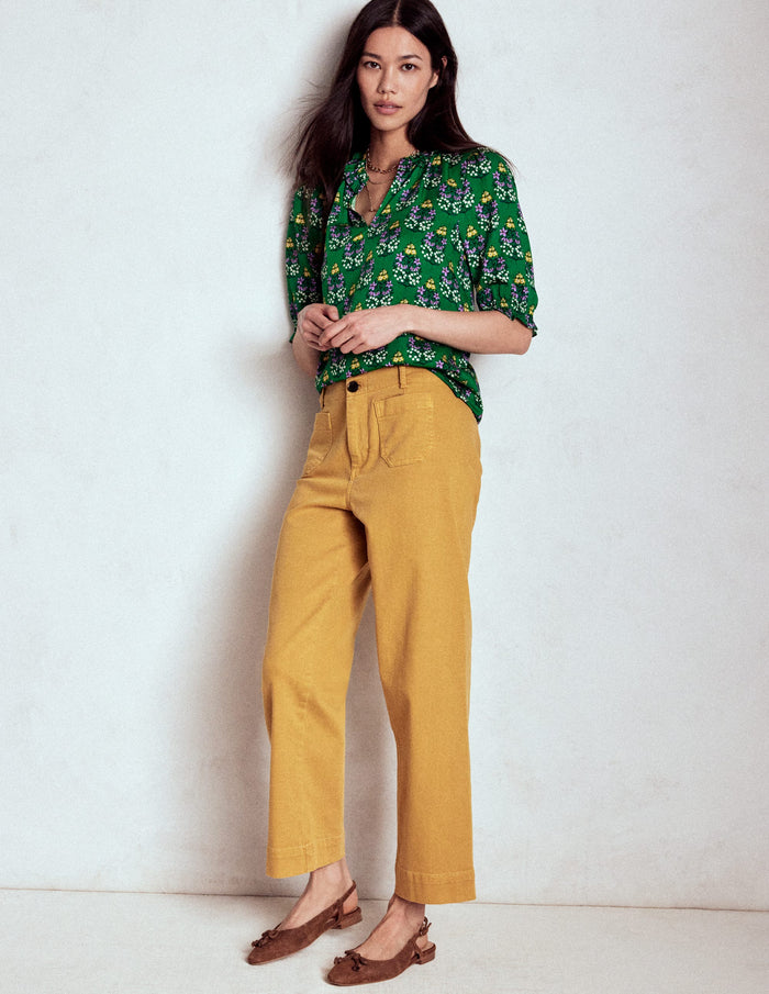 Ria Short Sleeve Top Emerald, Wildflower Bouquet