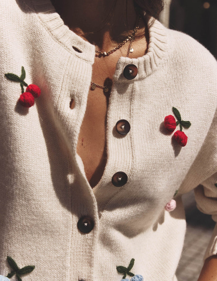 Natalie Embroidered Cardigan Oatmeal Melange, Cherry