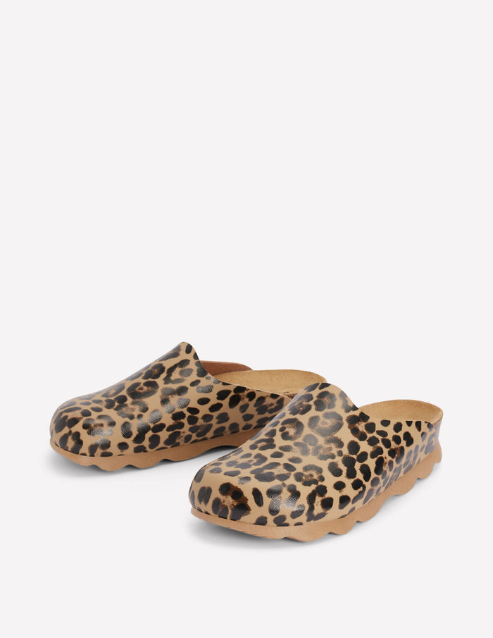 Lyla Colour Block Clogs Leopard