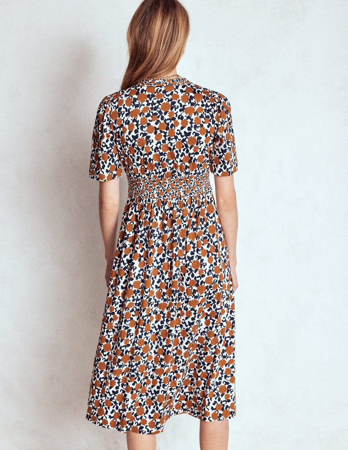 Natalia Jersey Tea Dress Cognac, Floweret Vine