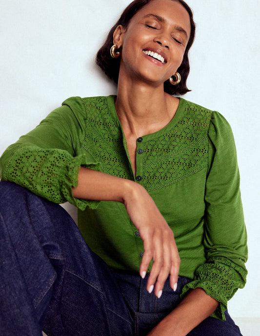Pippa Broderie Jersey Shirt Promenade Green