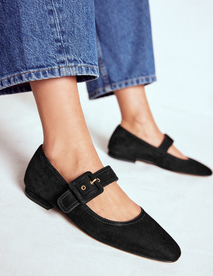Vic Chisel Toe Mary Janes Black