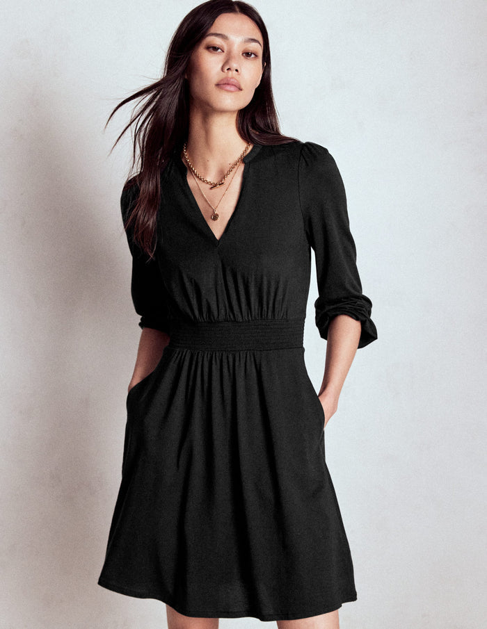 Sarah Short Jersey Dress Black