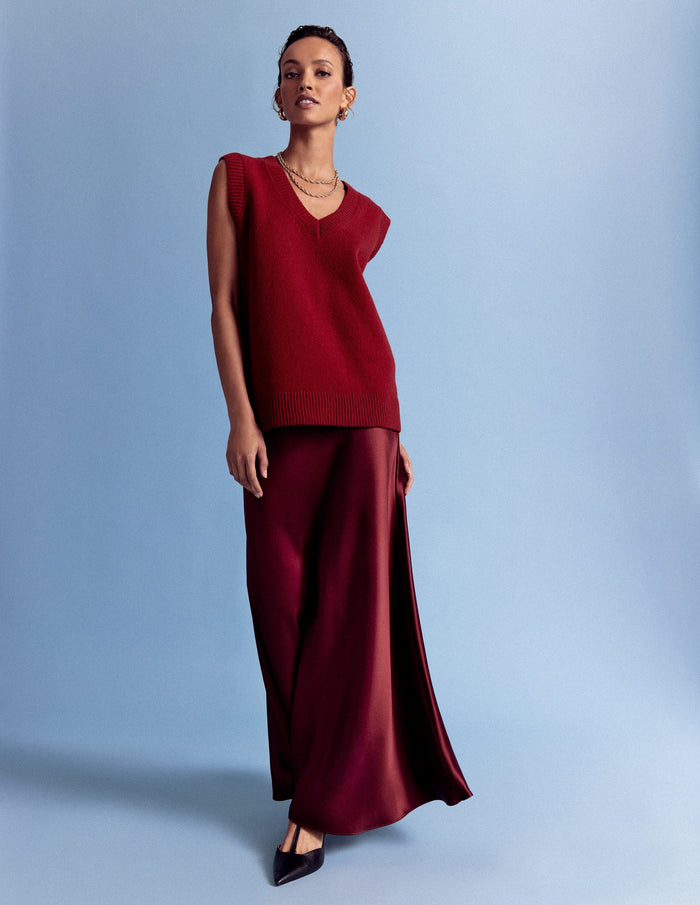 Marion Merino V-Neck Vest Red Blooded