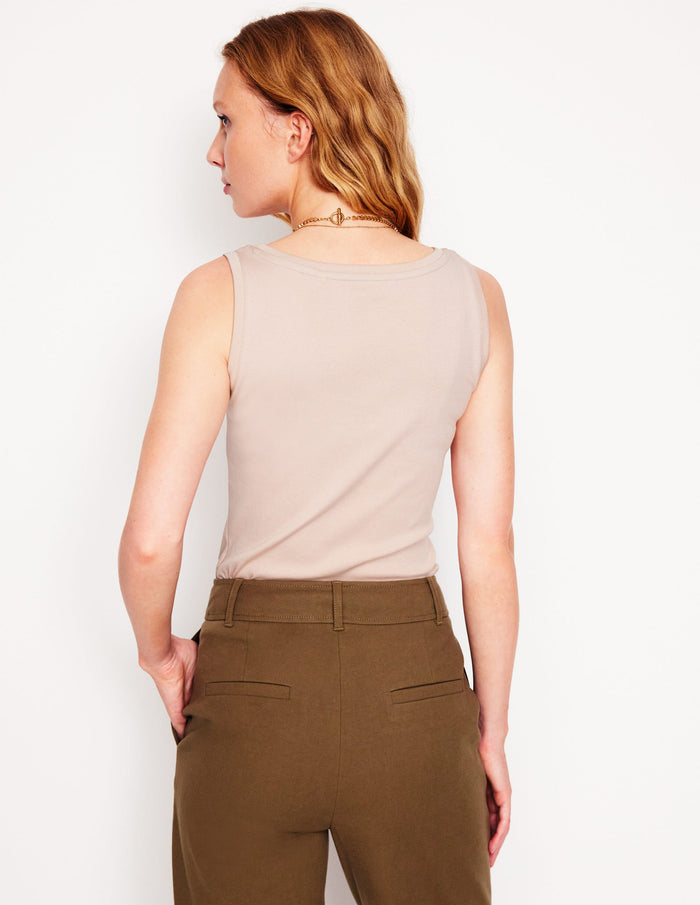 Essential Scoop-Neck Tank Milkshake