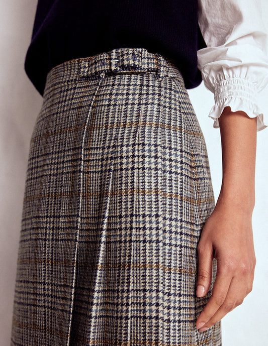 Helen Wool Kilt Skirt Blue, Grey Prince of Wales