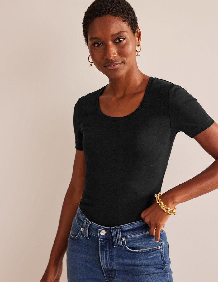 Essential Jersey T-Shirt Black