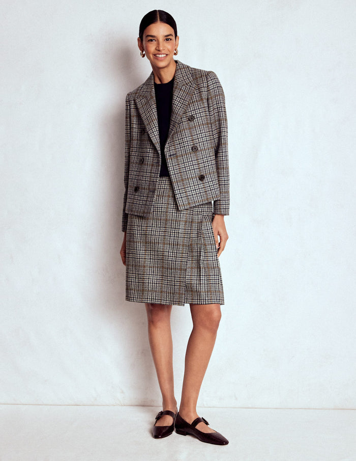 Helen Wool Kilt Skirt Blue, Grey Prince of Wales