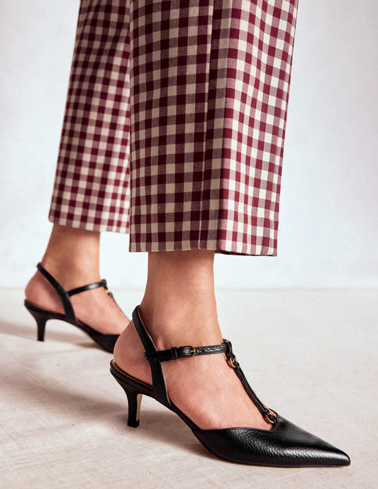 T-Bar Point Heels Black