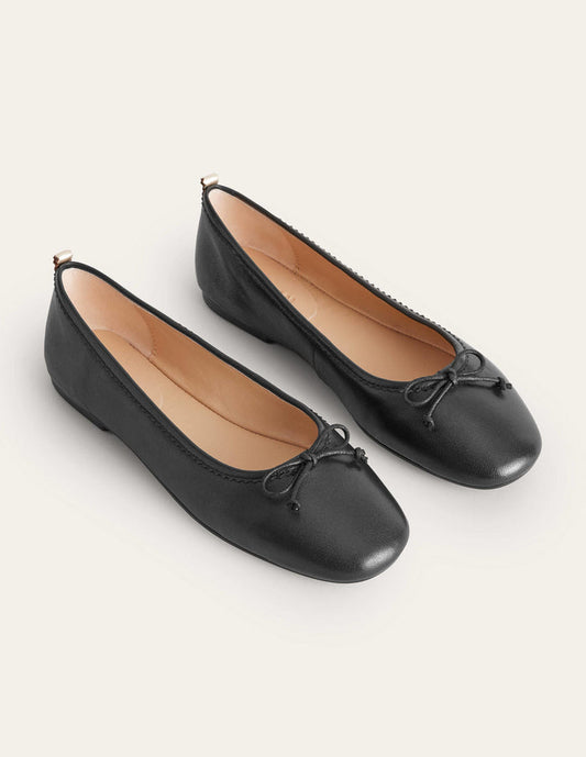 Kitty Flexi Sole Ballet Flats Black Leather