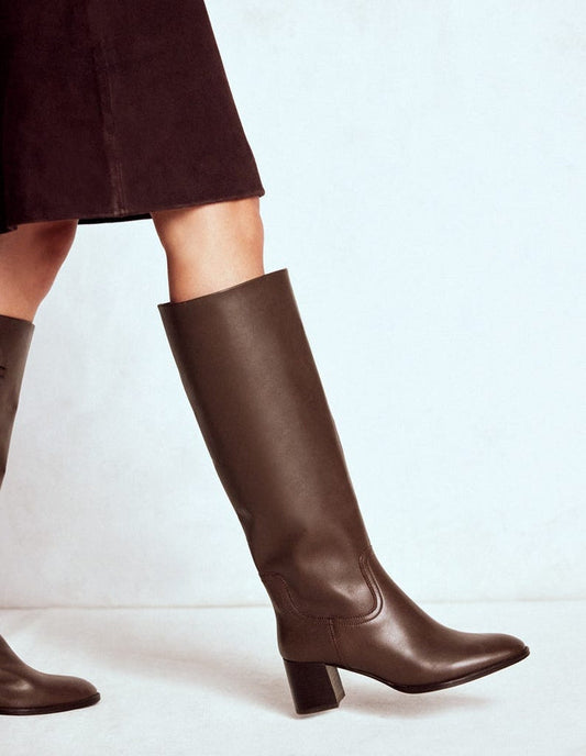 Skye Smart Knee Boots Chocolate