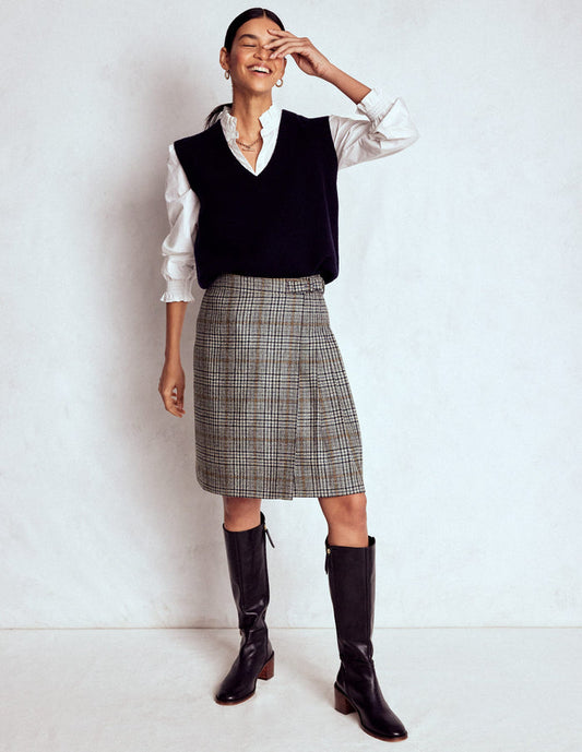 Helen Wool Kilt Skirt Blue, Grey Prince of Wales