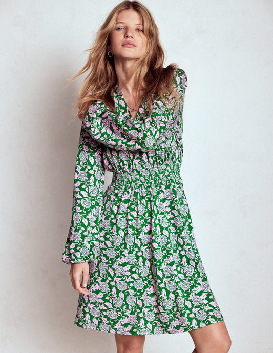 Sarah Short Jersey Dress Rich Emerald, Ornate Vine
