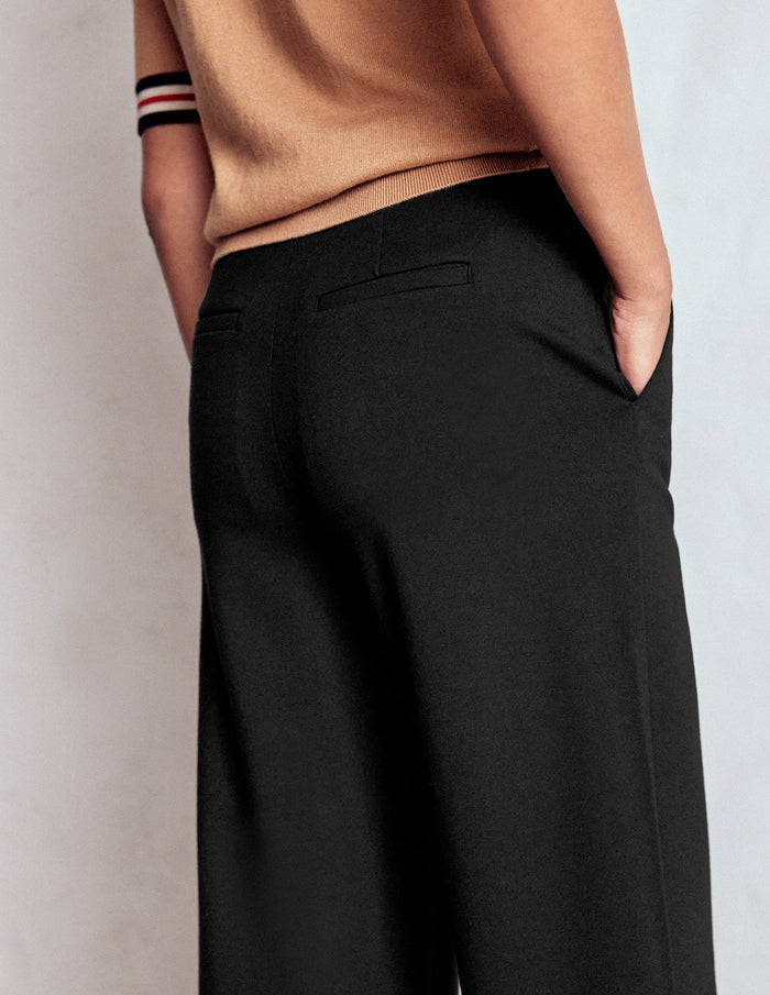 Belgravia Ponte Crop Pants BLACK