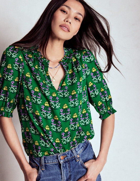 Ria Short Sleeve Top Emerald, Wildflower Bouquet