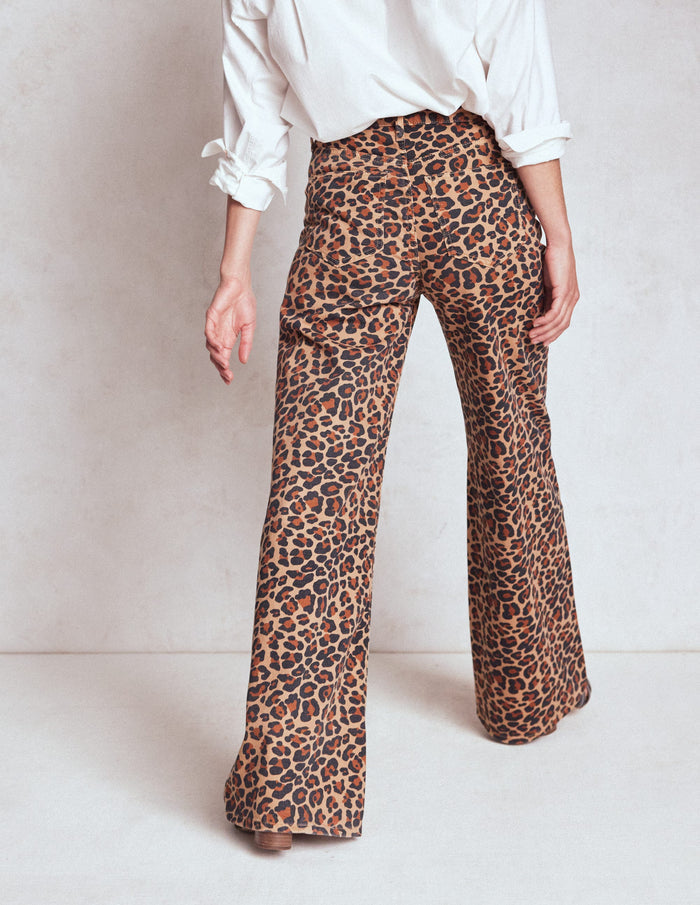 High Rise Wide Leg Jeans Leopard Print