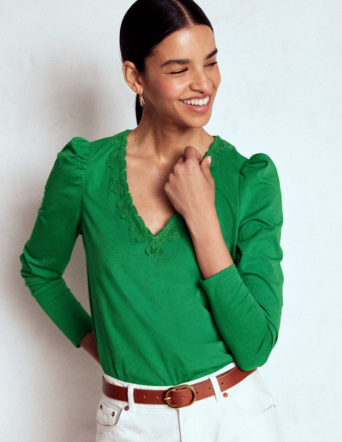 Flora Lace V-neck Top Highland Green