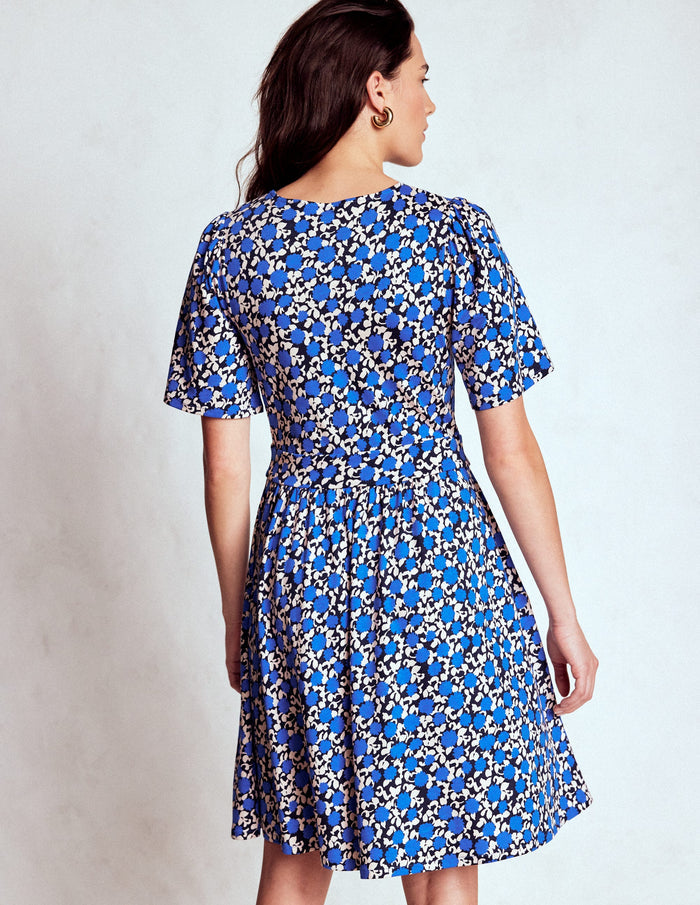 Louisa Short Jersey Dress Kingfisher Blue, Floweret Vine