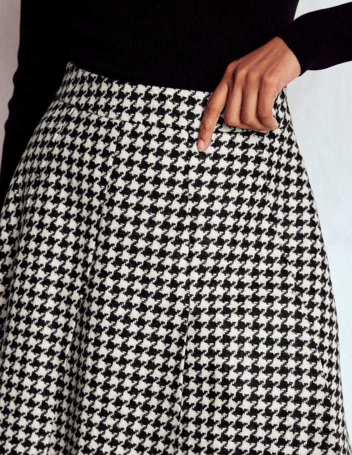 Flippy Wool Skirt Black Dogstooth