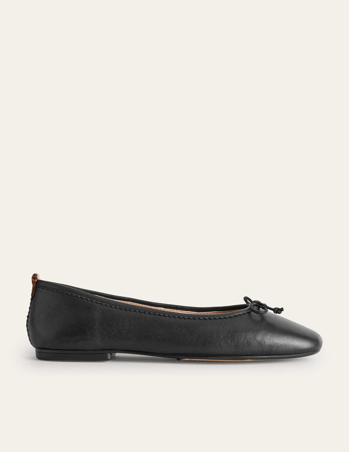 Kitty Flexi Sole Ballet Flats Black Leather