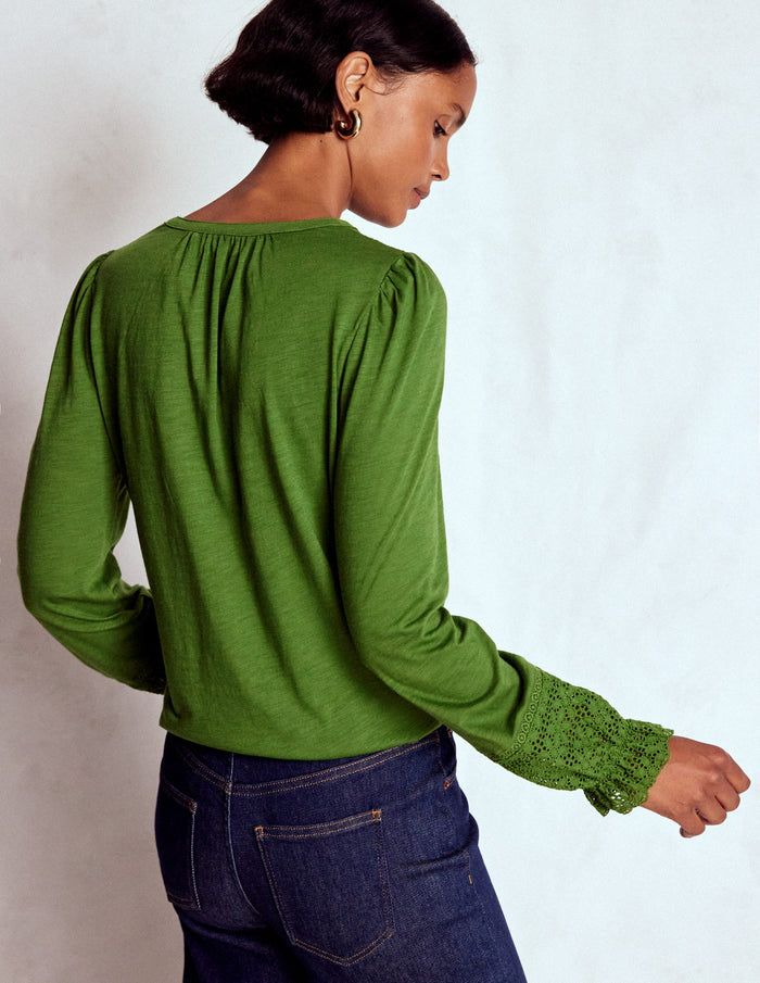 Pippa Broderie Jersey Shirt Promenade Green